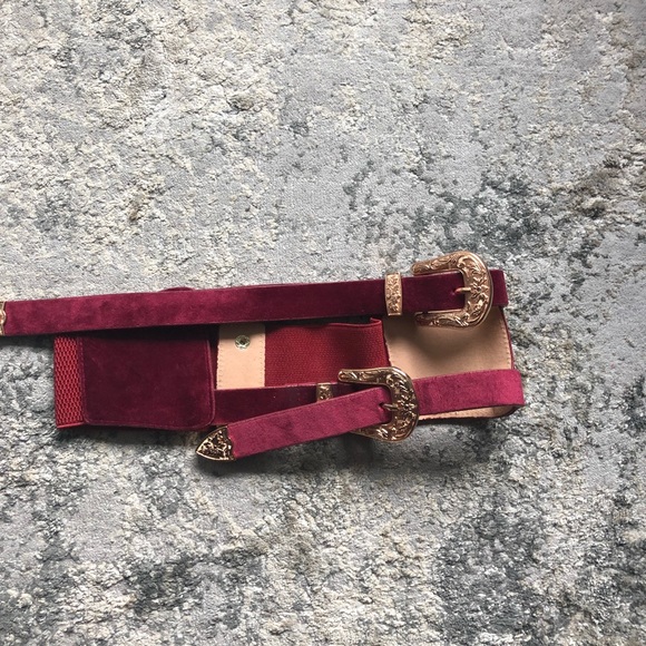 Double buckle belt ❤️ - Picture 2 of 5